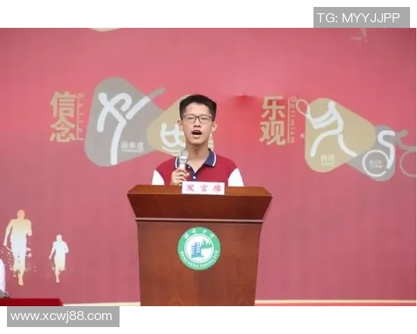 女足球球星成长之路与拼搏精神激励新时代青年